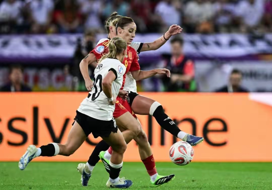 爱游戏官网-意大利对阵西班牙，强强对决引发球迷热议的简单介绍  第2张